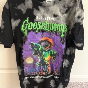 Goosebumps Graphic T-Shirt never worn only washed